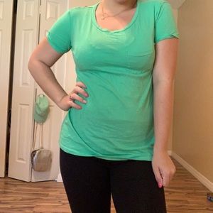 Green pocket tee shirt